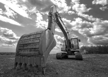 Utilizarea eficientă a utilajelor de construcție în proiectele de infrastructură